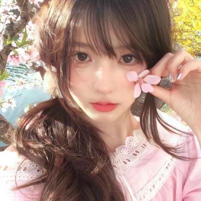 小资女孩向前冲